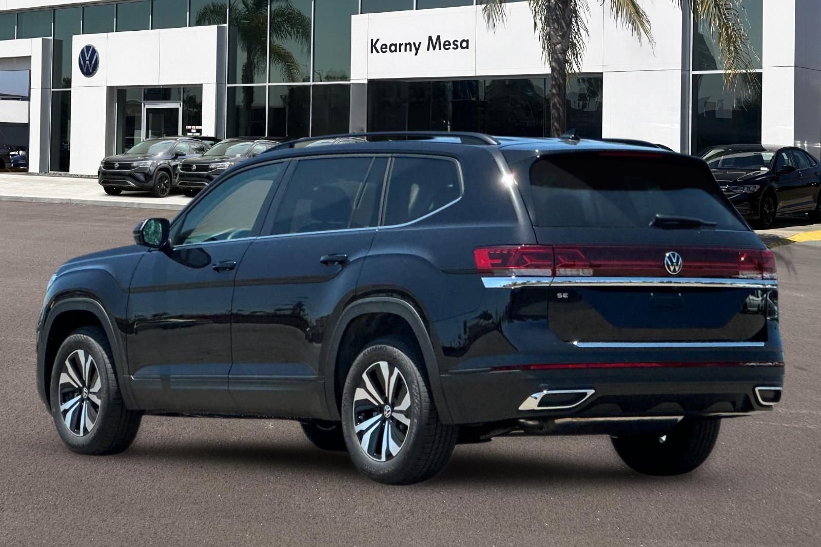 New 2026 Deep Black Pearl Volkswagen SE image 6
