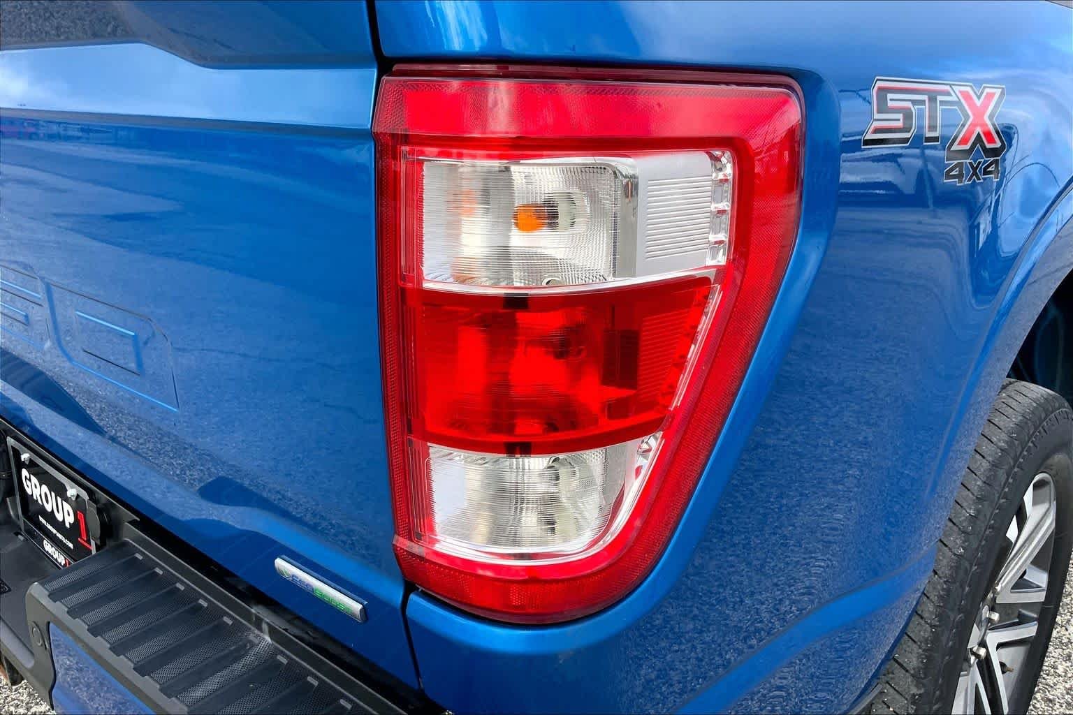 Used 2021 Velocity Blue Ford XL image 30