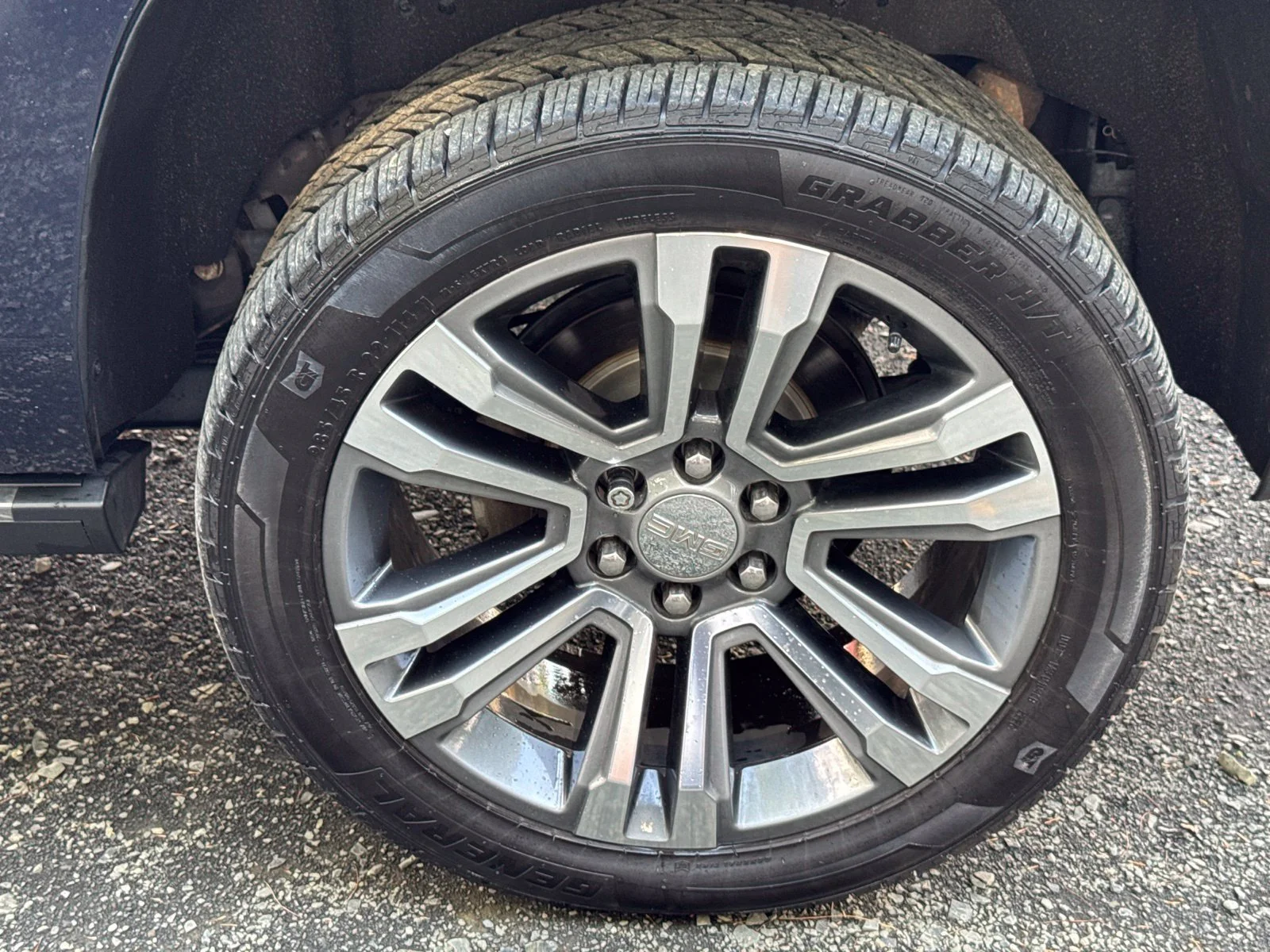 Used 2020 Dark Sapphire Blue GMC Denali image 25