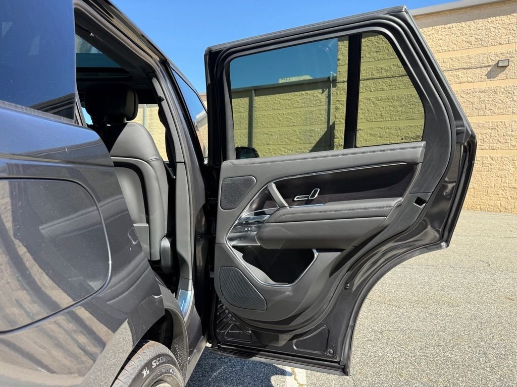 New 2026 Carpathian Grey LAND ROVER SE image 14