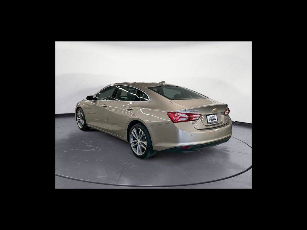 Used 2024 Gray Chevrolet LT image 4
