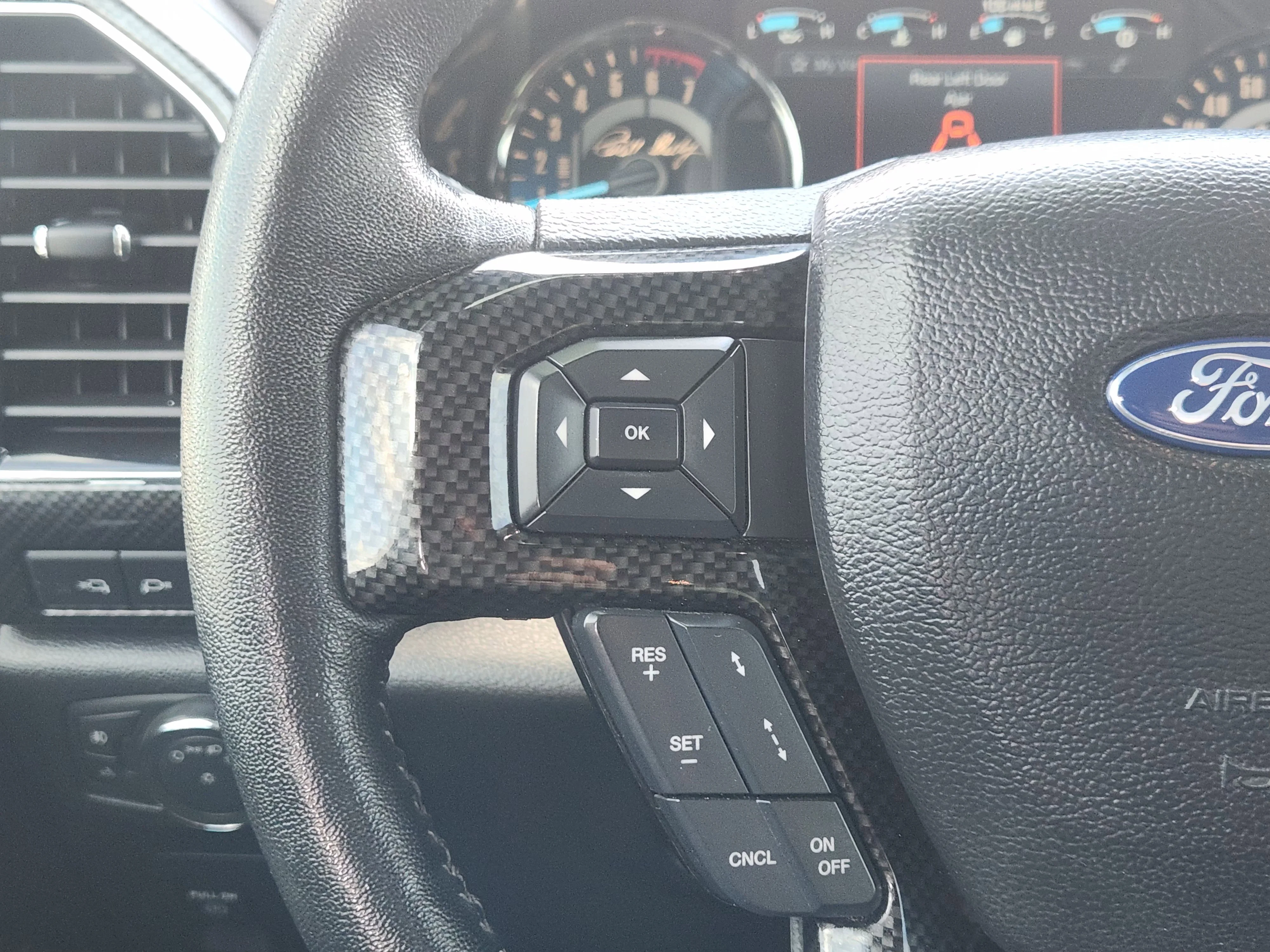Used 2019  Ford Lariat Shelby Off-Road image 29