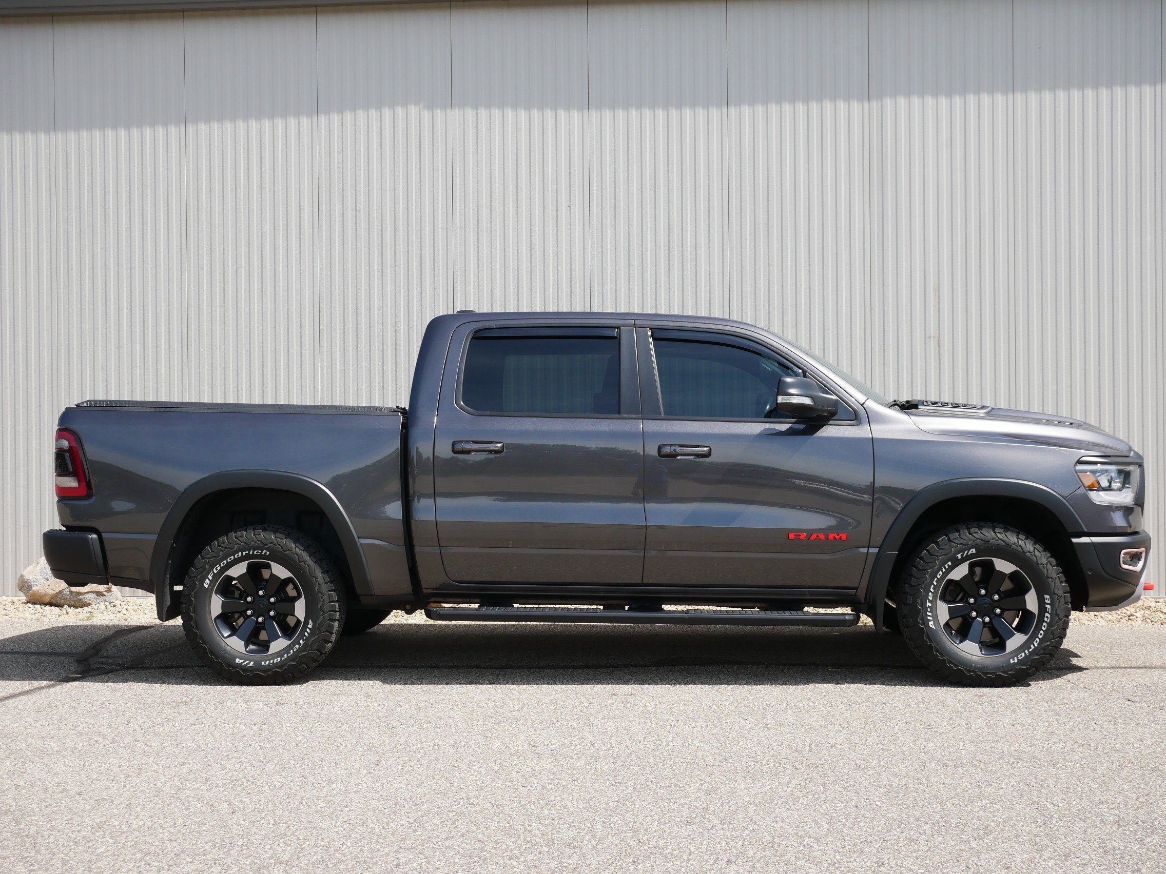 Used 2019 Granite Crystal Metallic Clearcoat Ram Rebel image 6