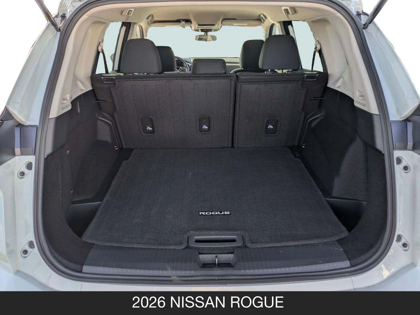 Used 2026 Glacier White Nissan S image 20