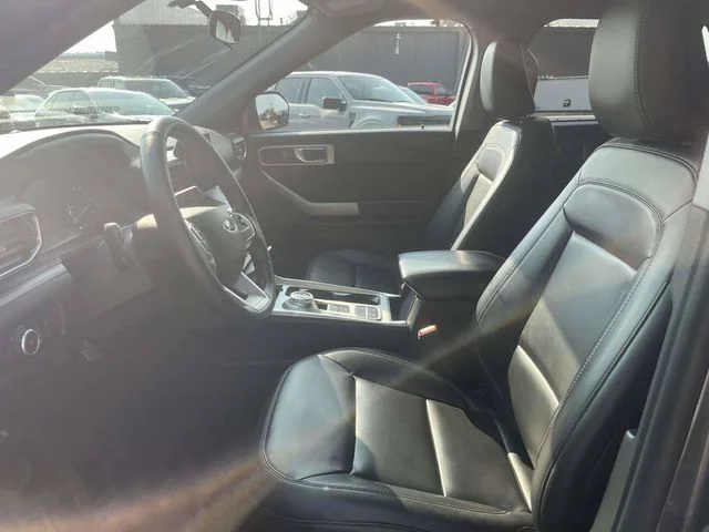 Certified Used 2023 Gray Ford XLT image 22