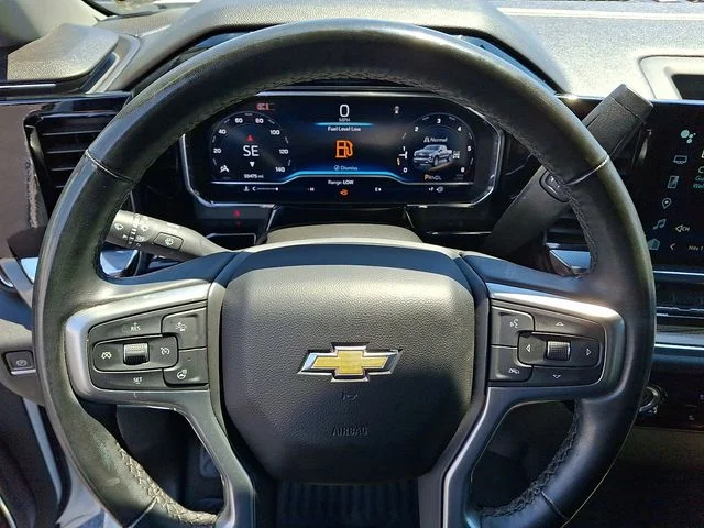 Used 2024 White Chevrolet LT image 19