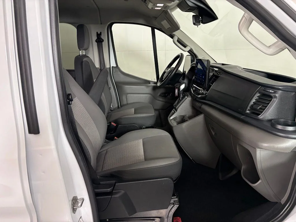 Used 2024 White Ford XLT image 36