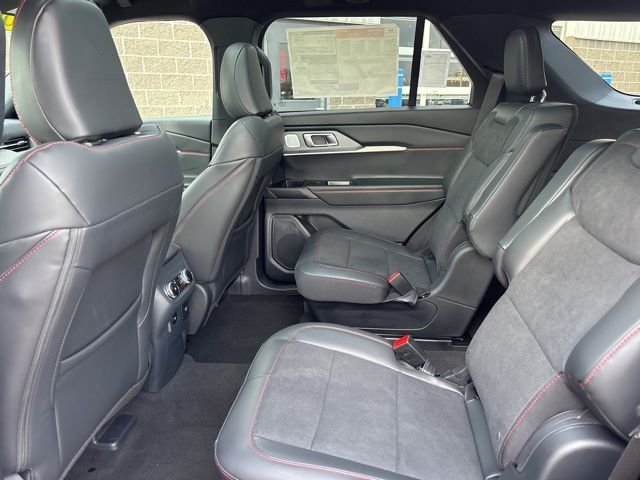 New 2026 Rapid Red Metallic Tinted Clearcoat Ford ST image 31