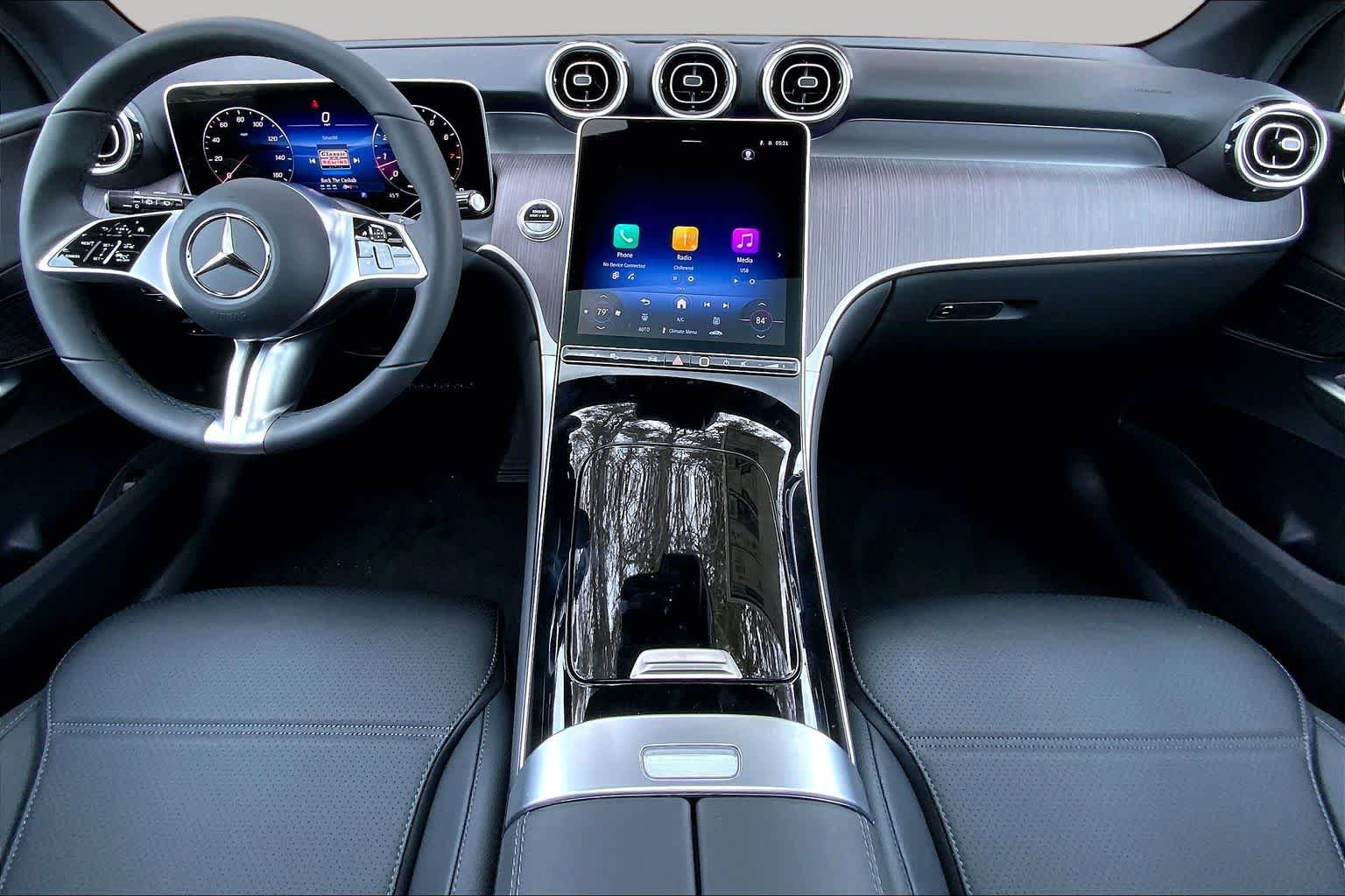 New 2026 Cirrus Silver Metallic Mercedes-Benz GLC 300 image 5