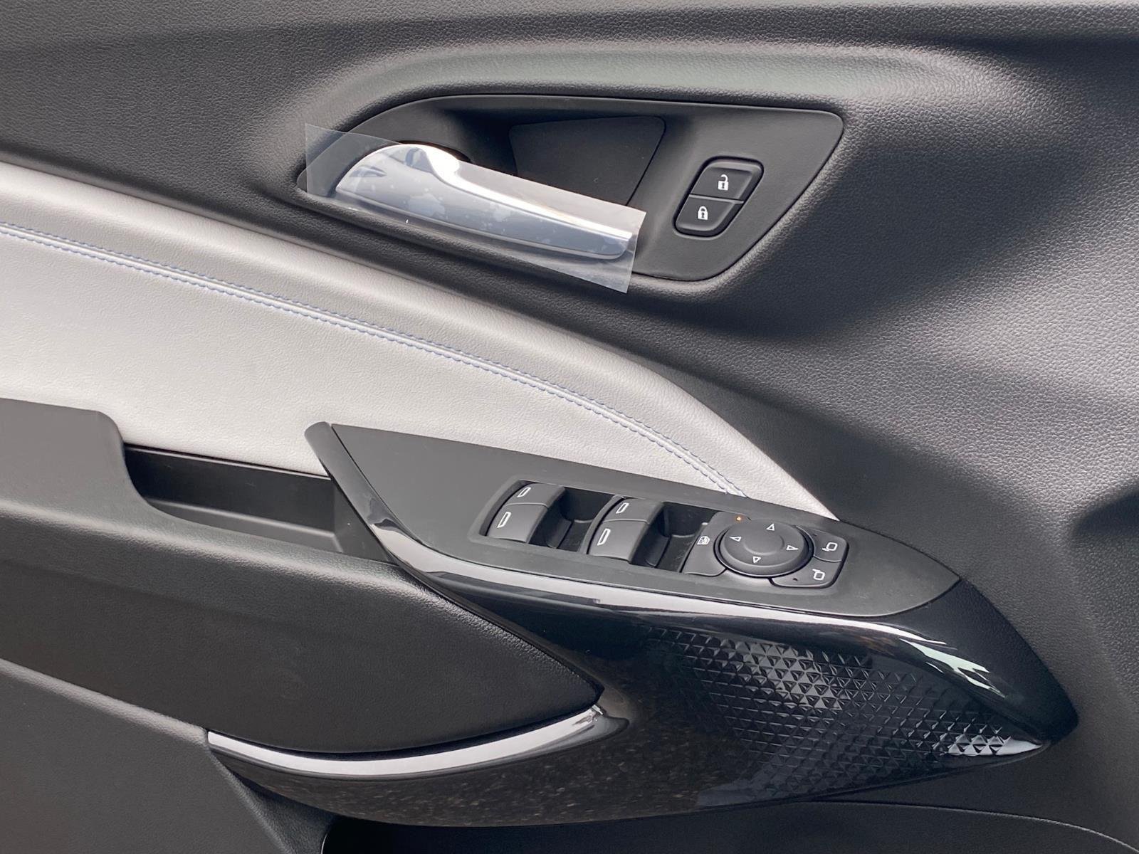 New 2026 STERLING GRAY METALLIC Chevrolet LT image 19