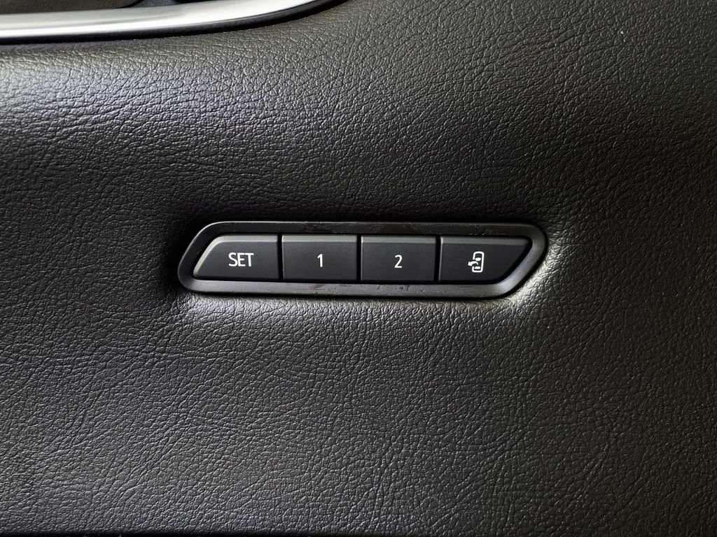 Used 2021 STELLAR BLACK METALLIC Cadillac FWD Premium Luxury image 19