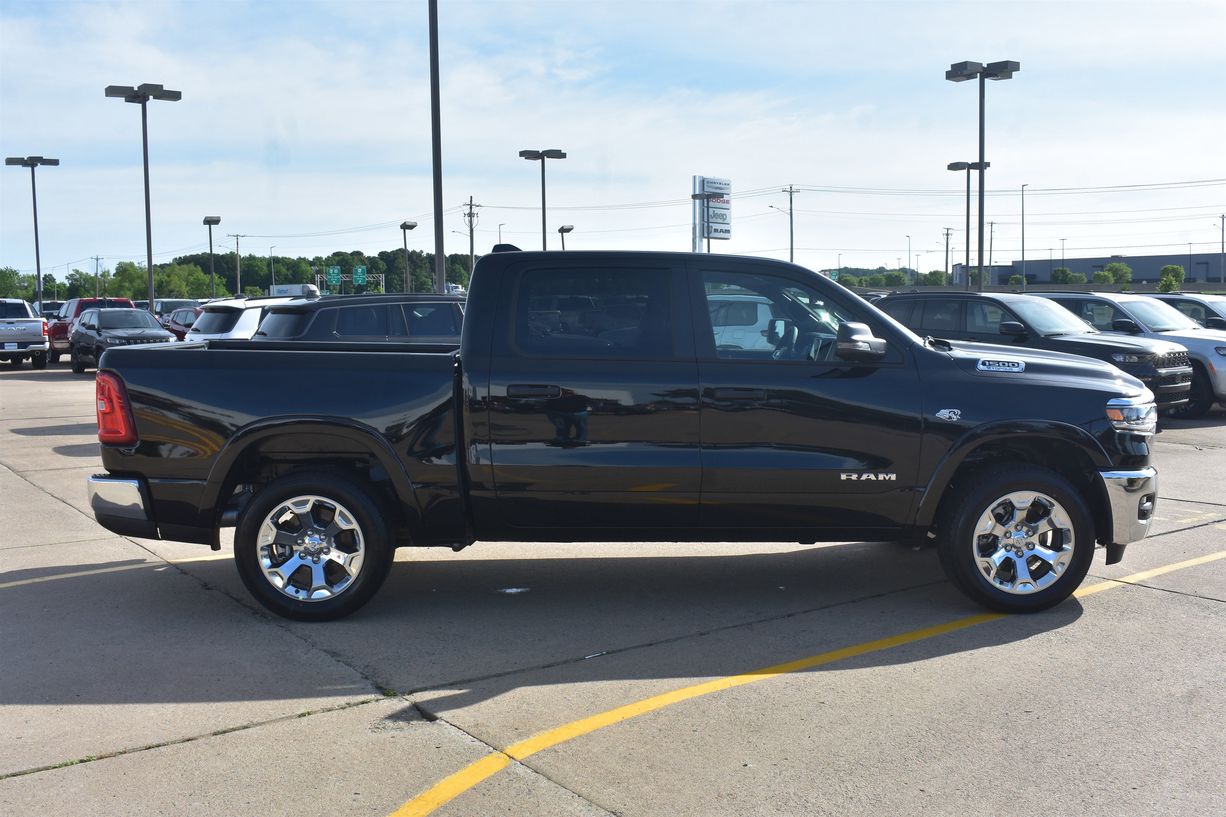 New 2026 Diamond Black Crystal Pearlcoat RAM Big Horn image 4