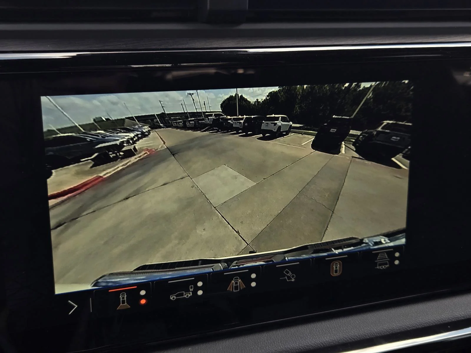 2026 GMC Sierra 1500 AT4 - Photo 8