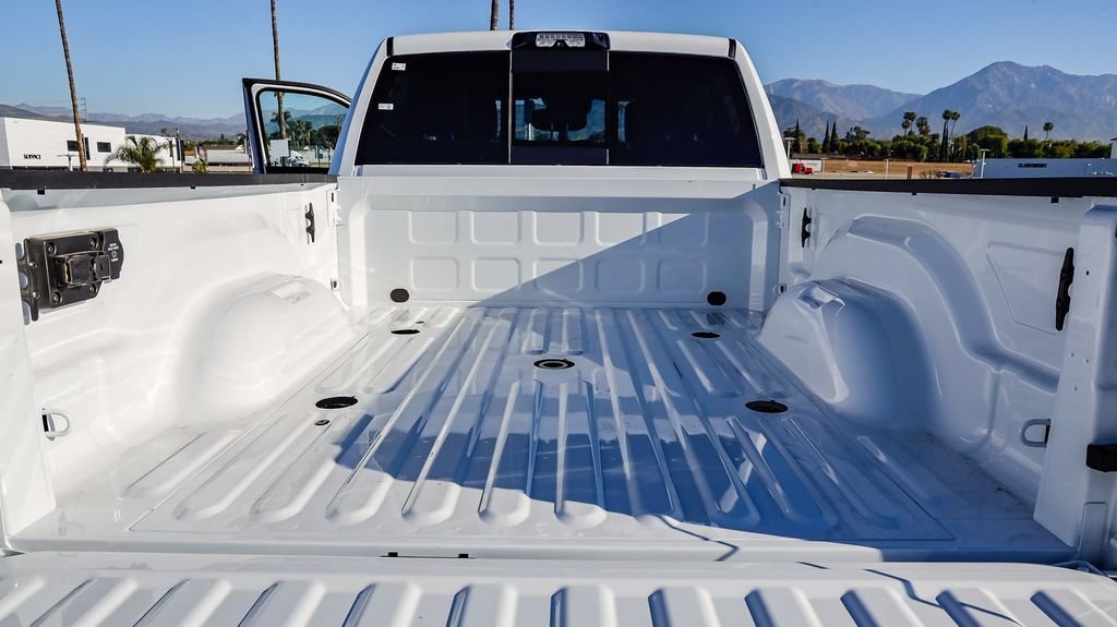 New 2026 Bright White Clearcoat Ram Laramie image 31
