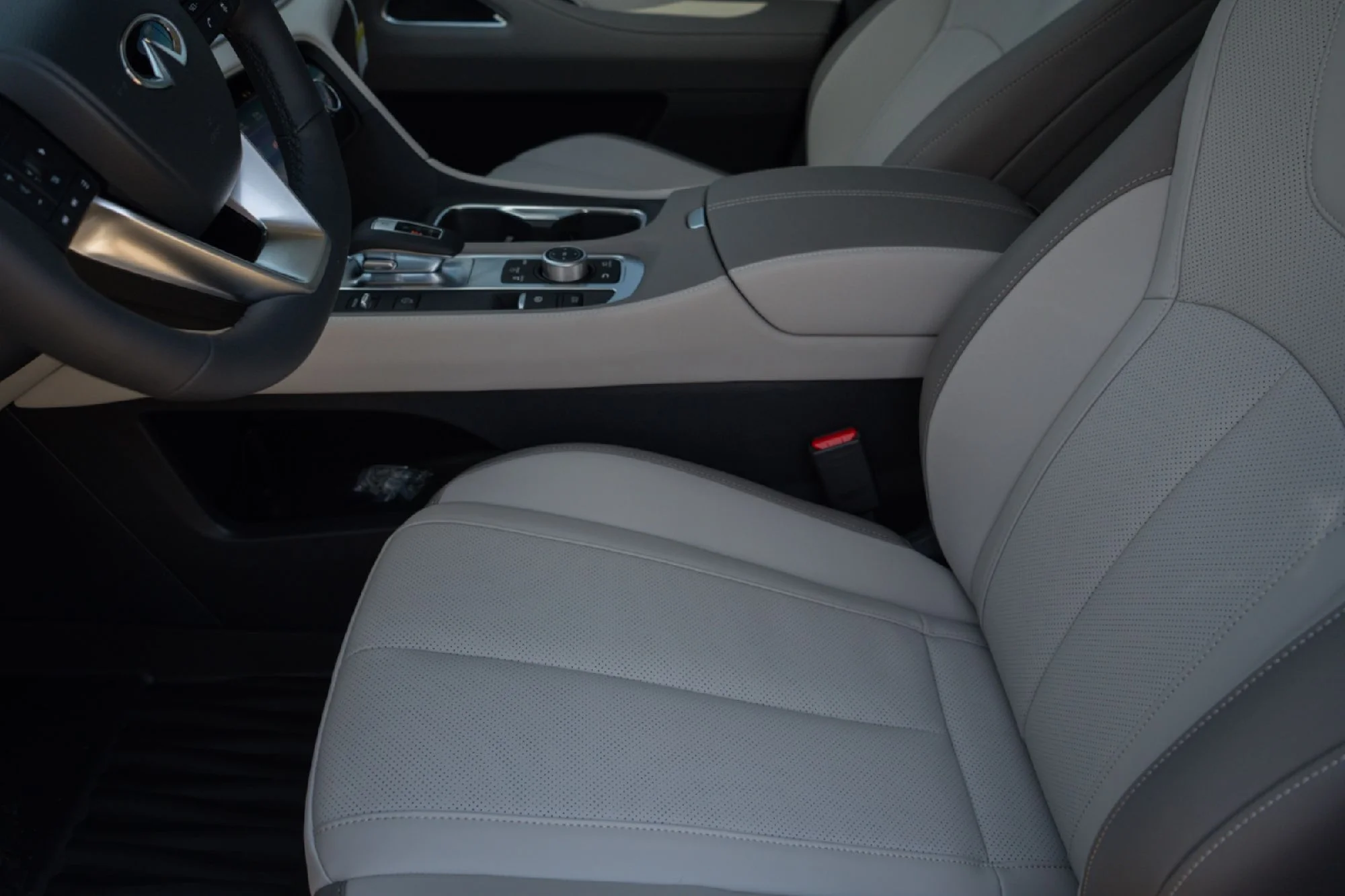 New 2027 Blue INFINITI LUXE image 9
