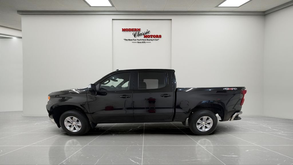 Used 2026 Black Chevrolet LT image 4