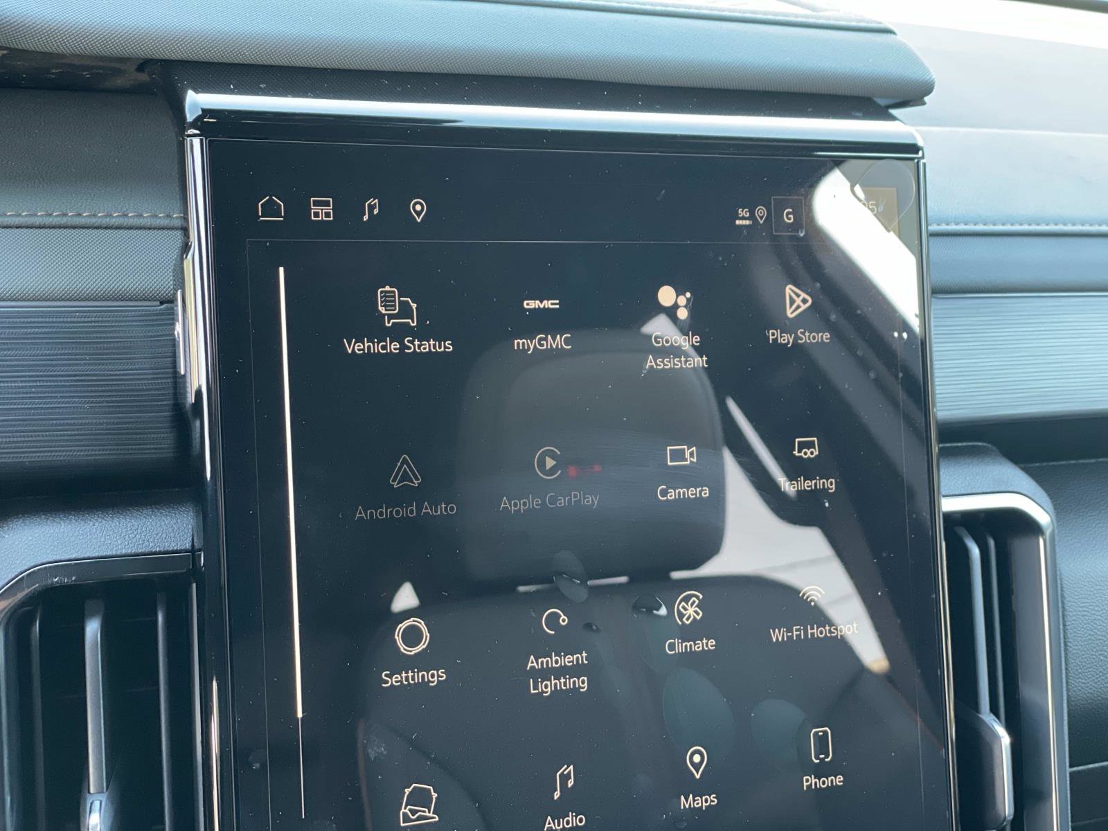 2026 GMC Acadia AT4 - Photo 11