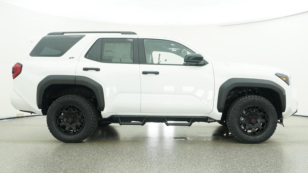 New 2026 Ice Cap Toyota SR5 image 13