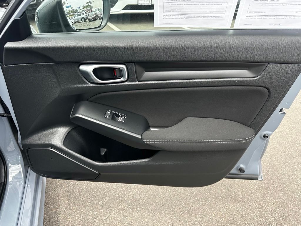 Used 2023  Honda Sport image 14