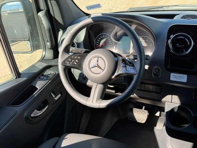 New 2026 high-tech silver metallic Mercedes-Benz Cargo 170 WB image 17