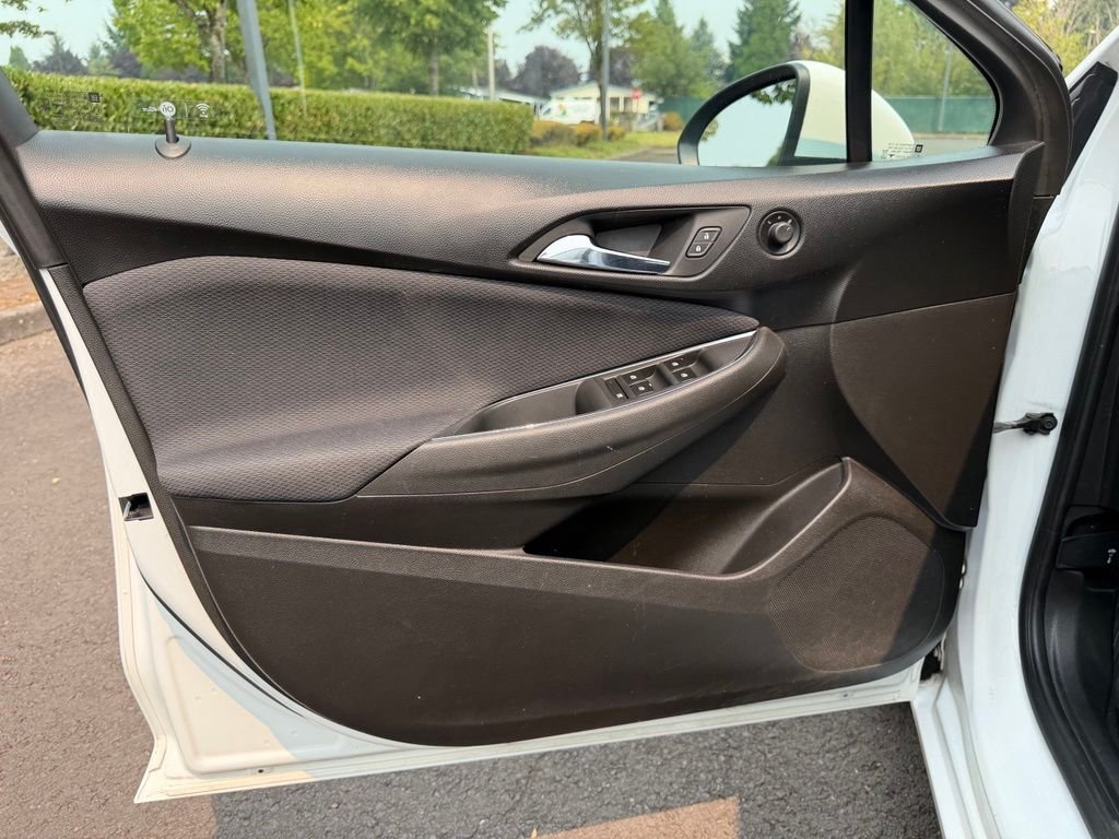 Used 2017 Summit White Chevrolet LT image 11