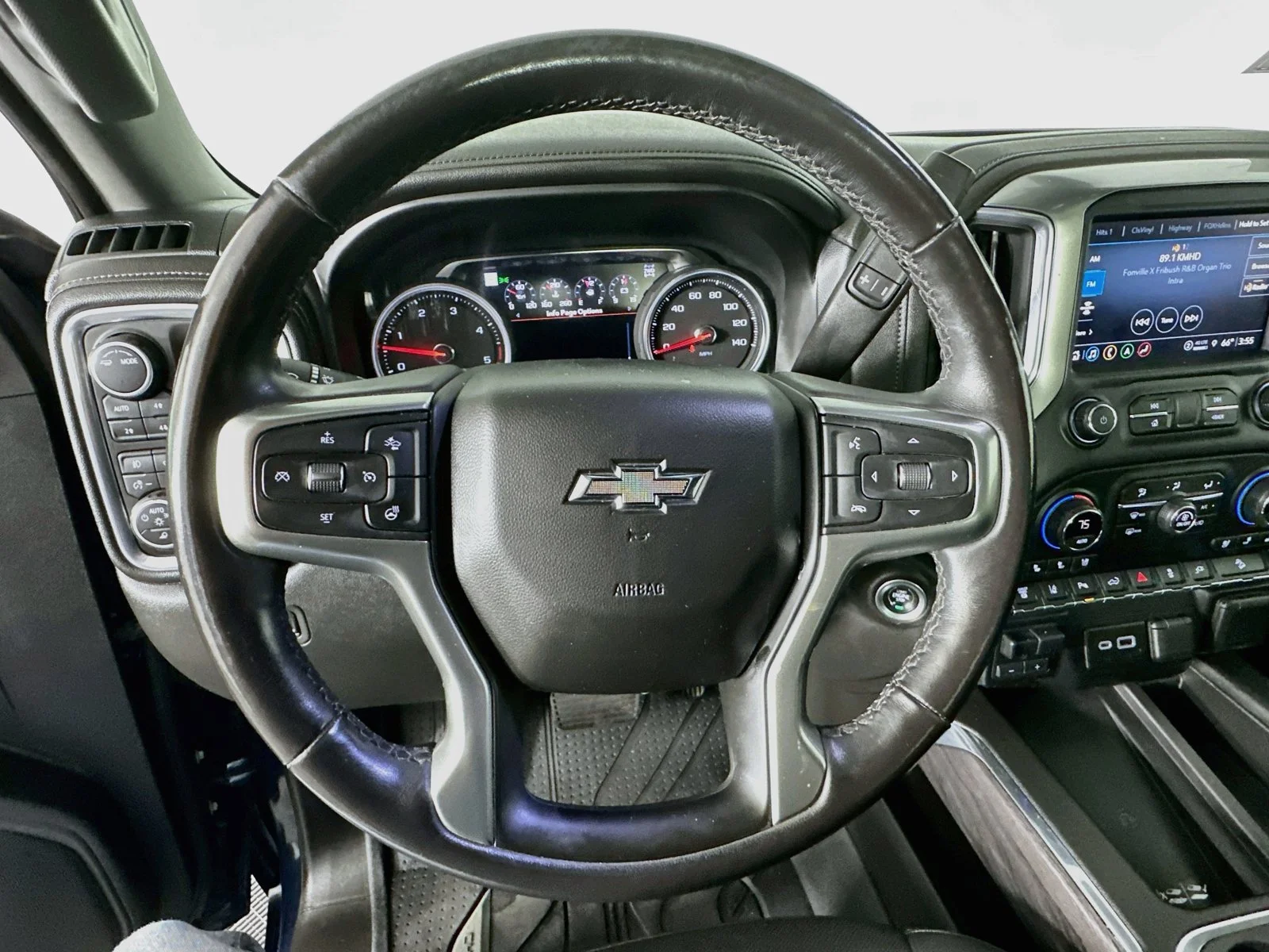 Used 2021 Northsky Blue Metallic Chevrolet LTZ image 11