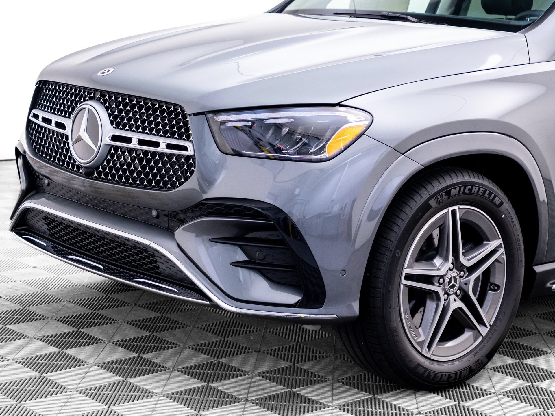 New 2026 Selenite Grey Metallic Mercedes-Benz GLE 450 image 79