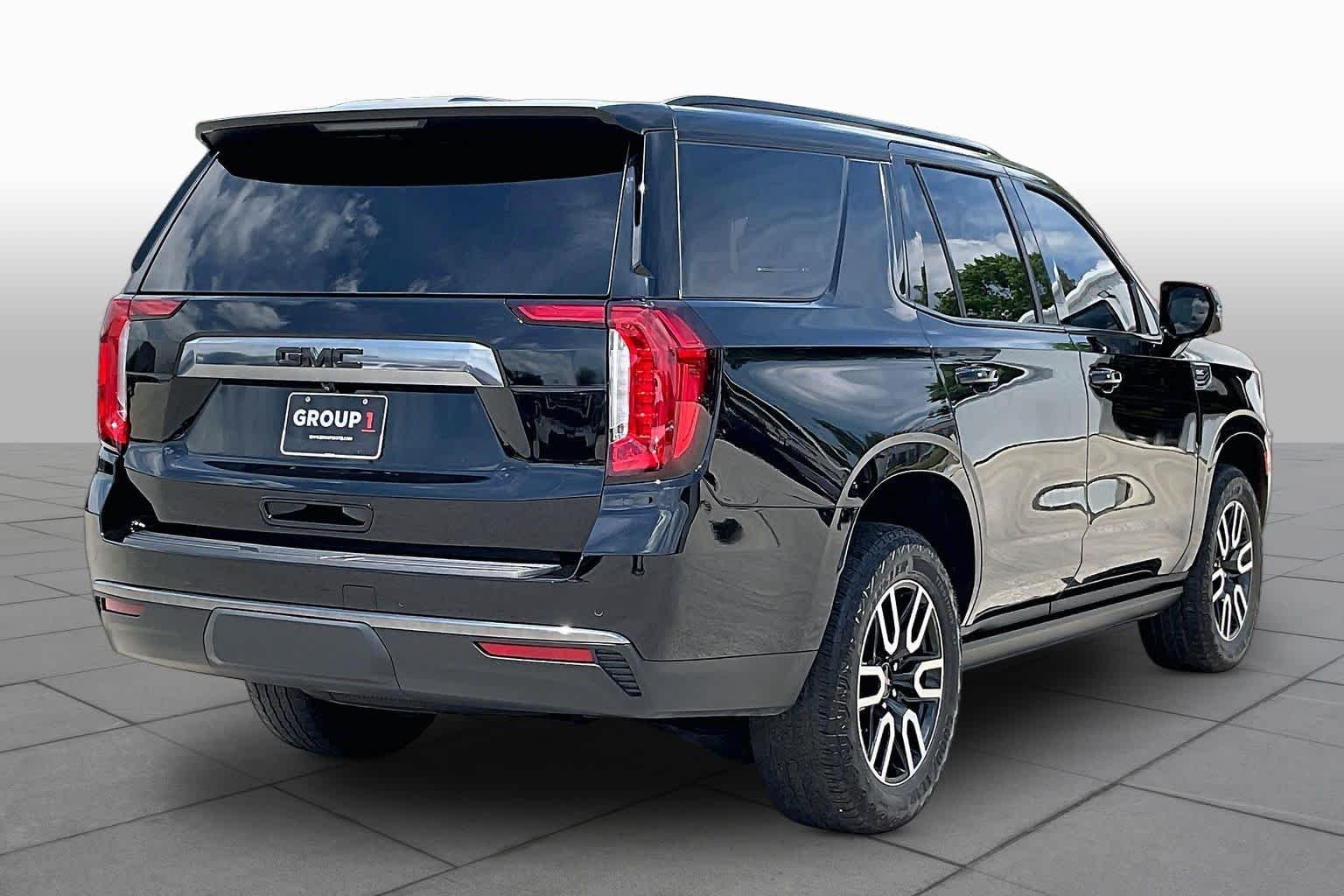 Used 2024 Onyx Black GMC AT4 image 12
