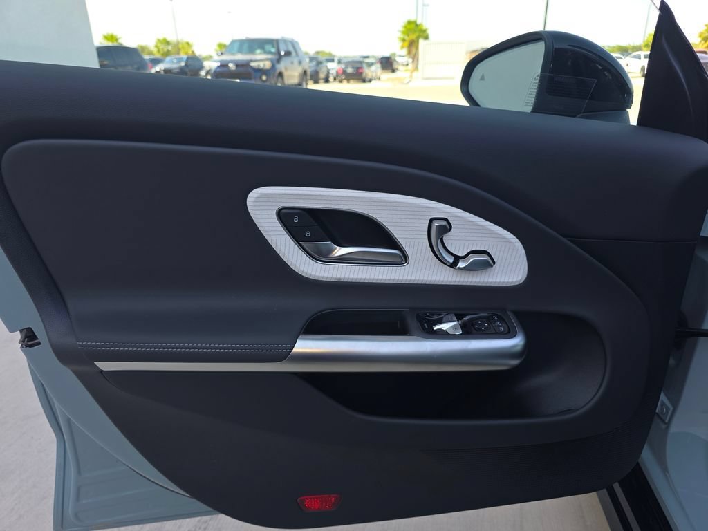 New 2027 Liquid Crystal Green Mercedes-Benz CLA 220 image 40