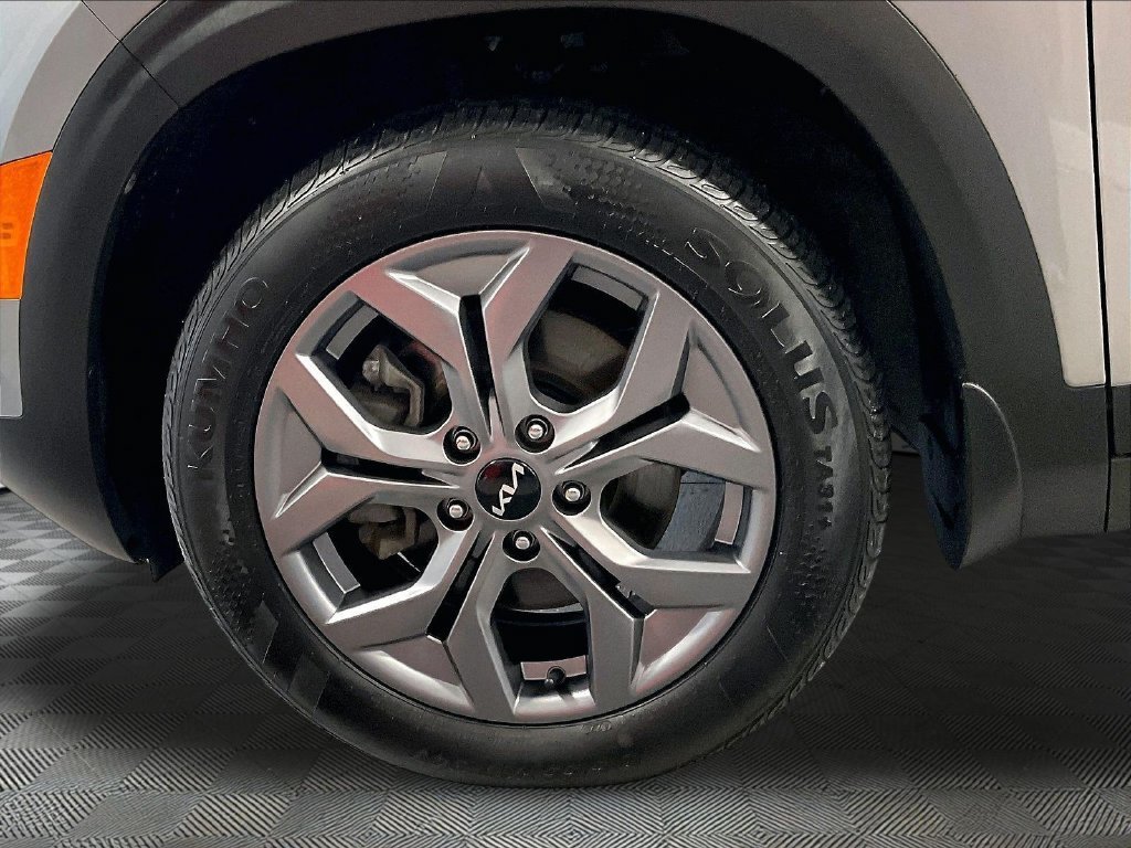 Used 2024 Steel Gray Kia S image 7