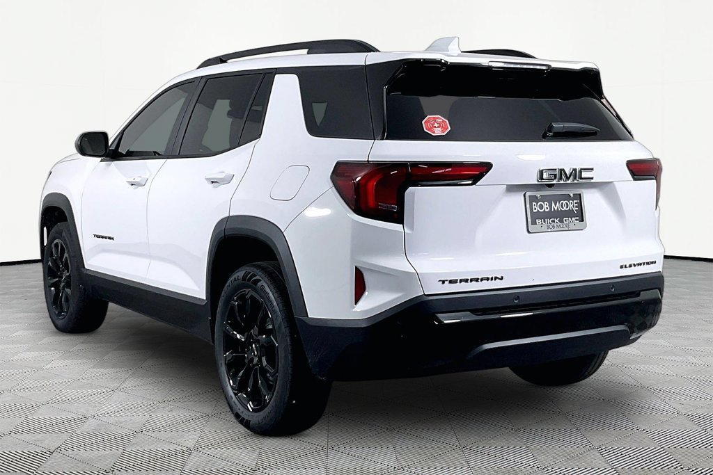 New 2027 Summit White GMC Elevation image 3