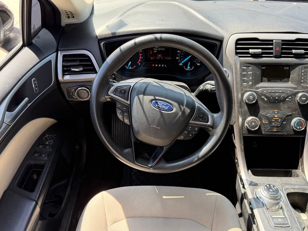 Used 2019 Black Ford S image 9