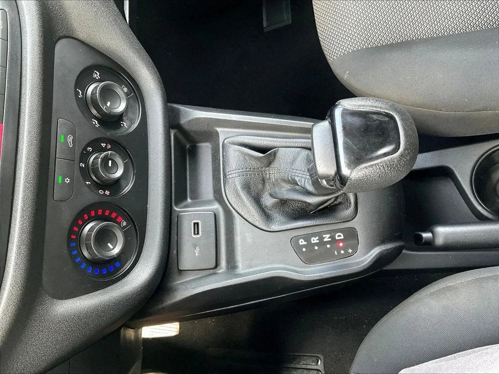 Used 2021 White Ram Tradesman image 18