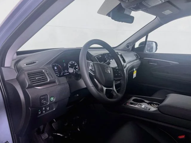 New 2026 Sonic Gray Pearl Honda RTL image 9