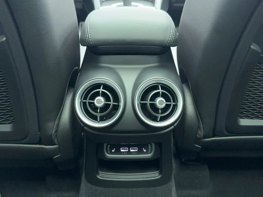 New 2025 Blue Alfa Romeo Base image 20