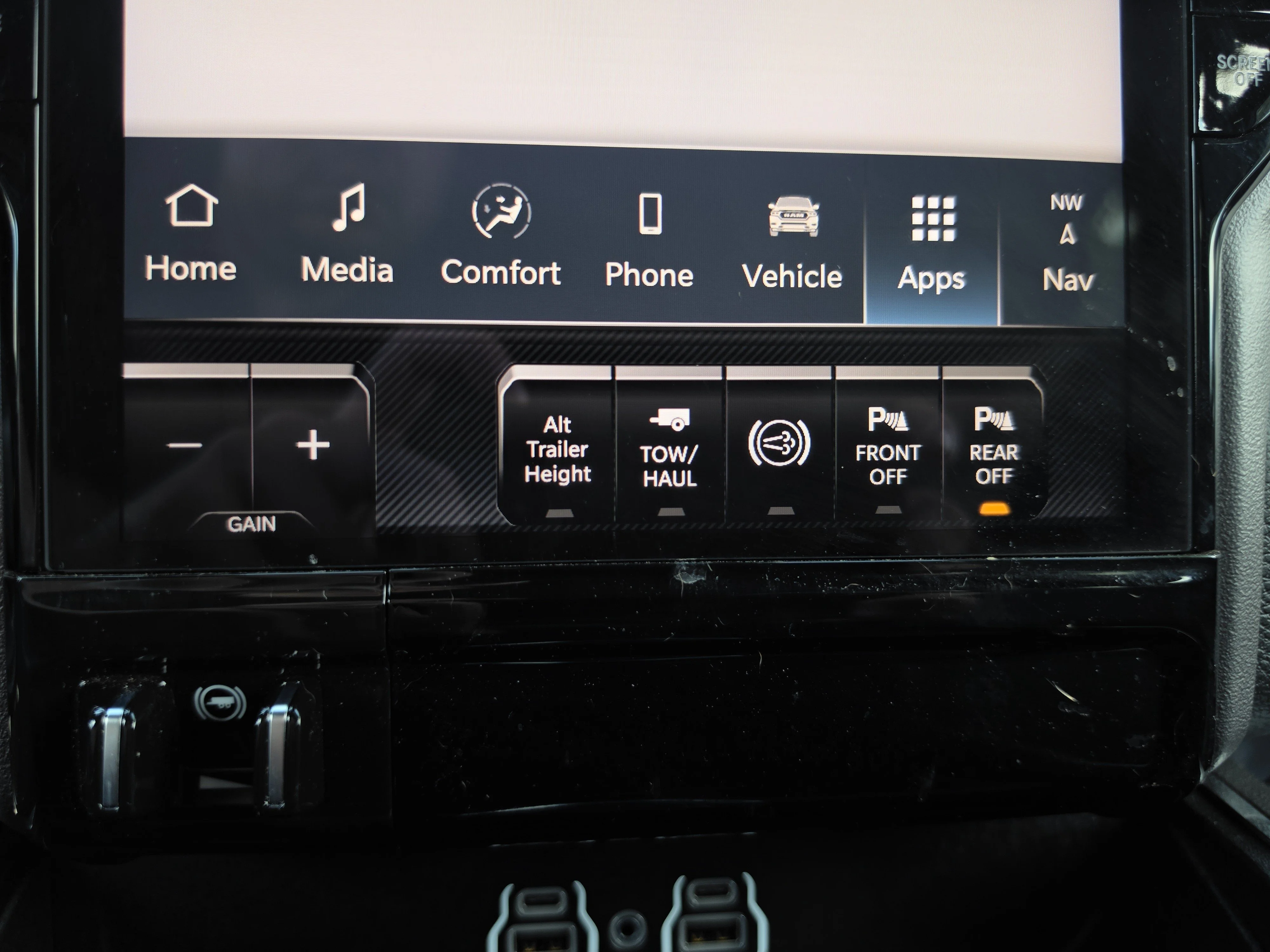 Used 2026 Ceramic Gray Clearcoat Ram Laramie image 30