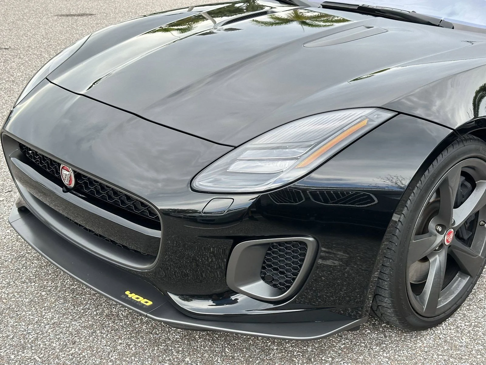 Used 2018 Black Jaguar 400 Sport image 7