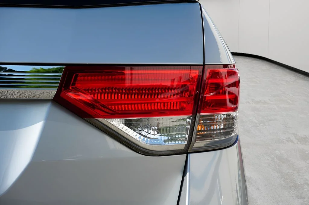 Used 2016 Silver Honda EX-L image 7