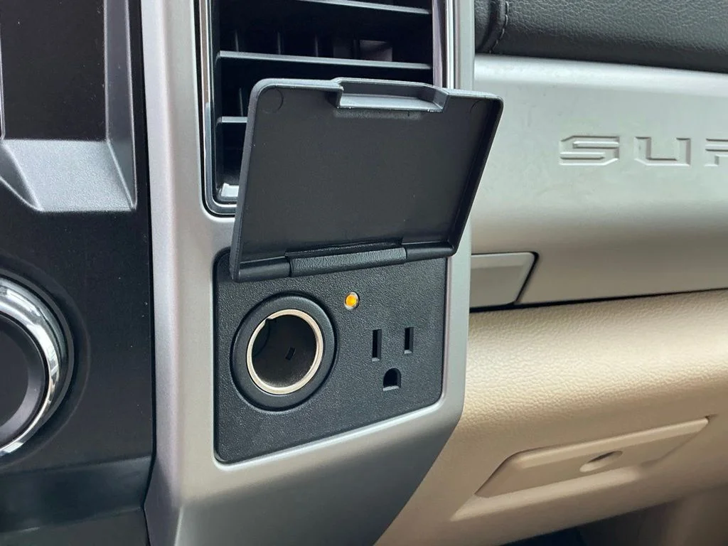 Used 2019 White Ford Lariat image 50