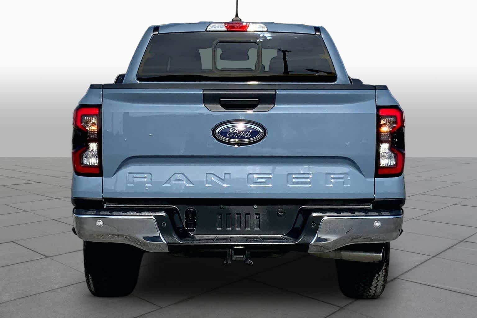 Used 2024 Azure Gray Metallic Ford XLT image 5
