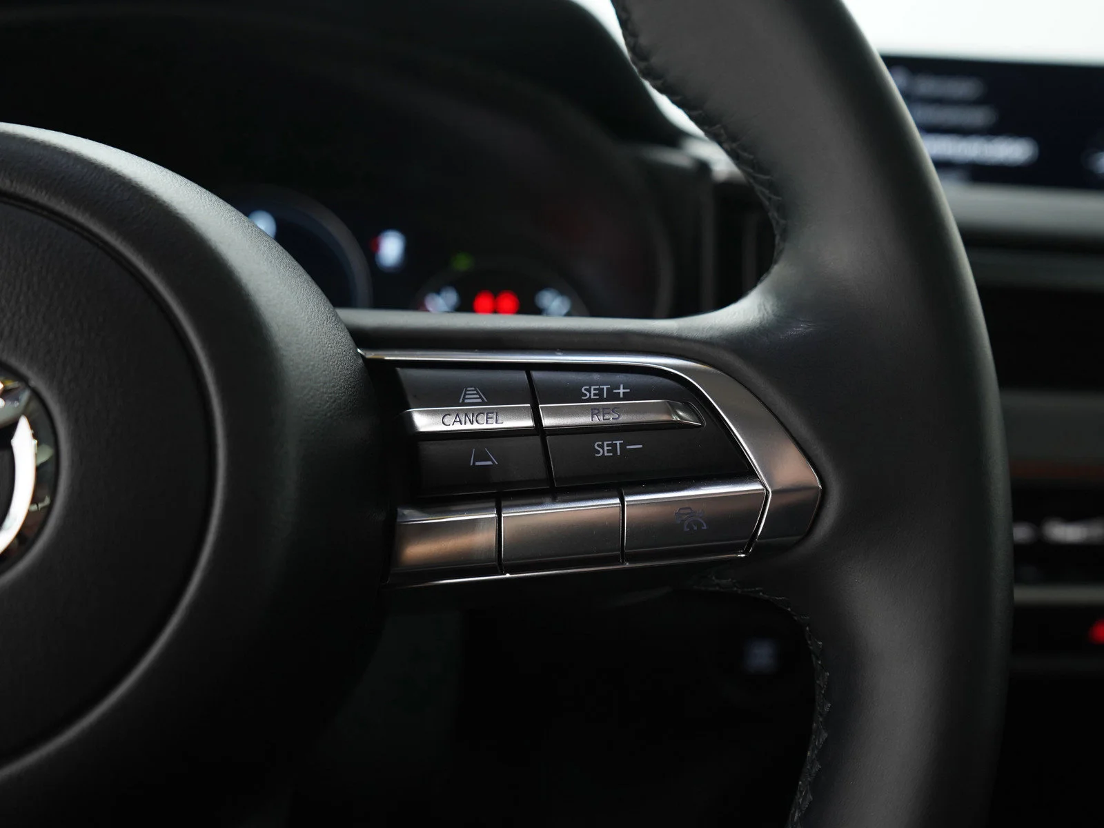 Used 2023 Wind Chill Pearl Mazda 2.5 Turbo image 26