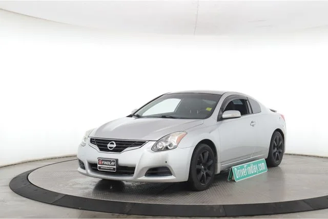 Used 2011 Silver Nissan 2.5 S image 10