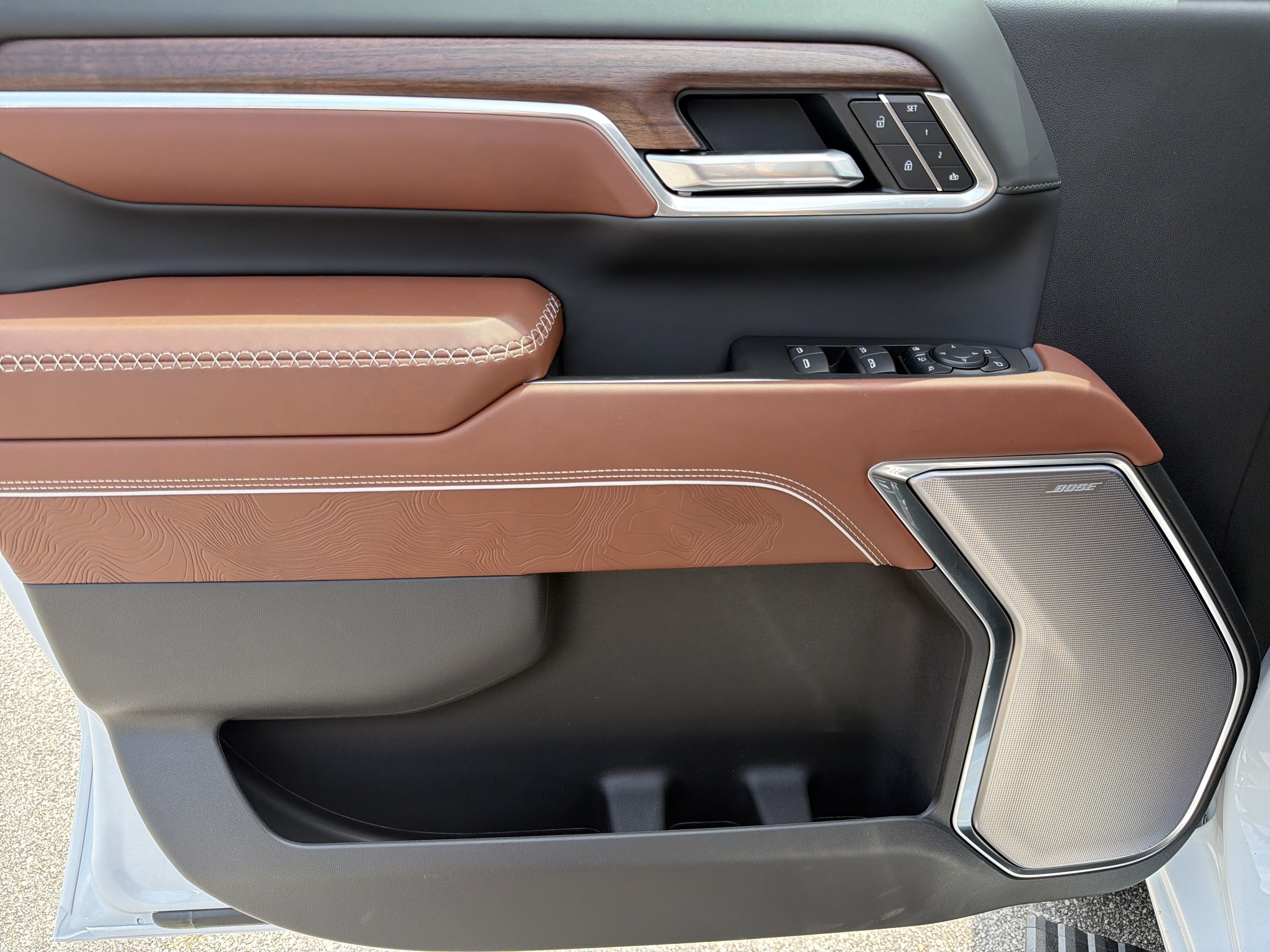 2026 GMC Sierra 2500HD Denali Ultimate - Photo 10