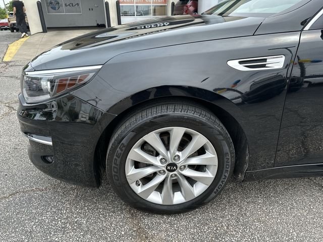 Used 2018 Black Kia LX image 19