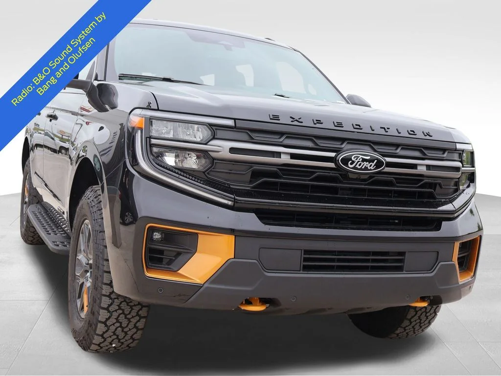 New 2026 Agate Black Metallic Ford Tremor® image 6