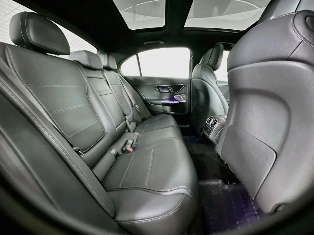 Used 2026  Mercedes-Benz C 300 image 29