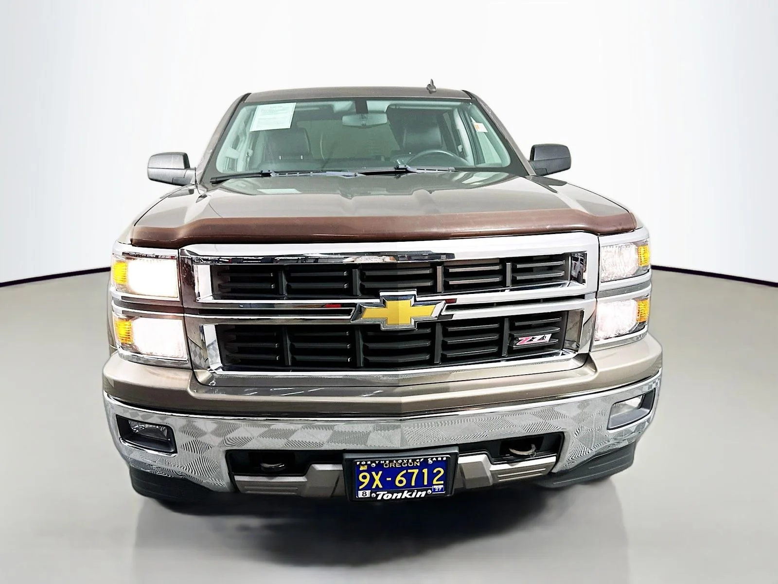 Used 2014 Brownstone Metallic Chevrolet LT image 2