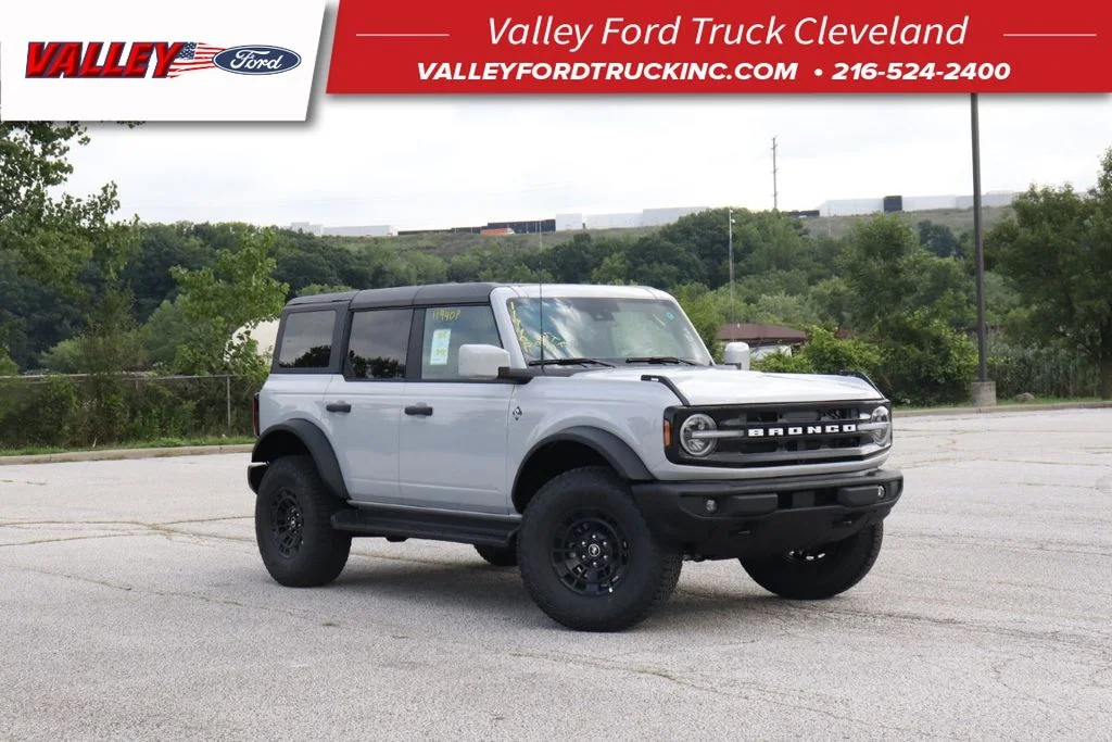 New 2026 Avalanche Gray Ford Outer Banks® image 1