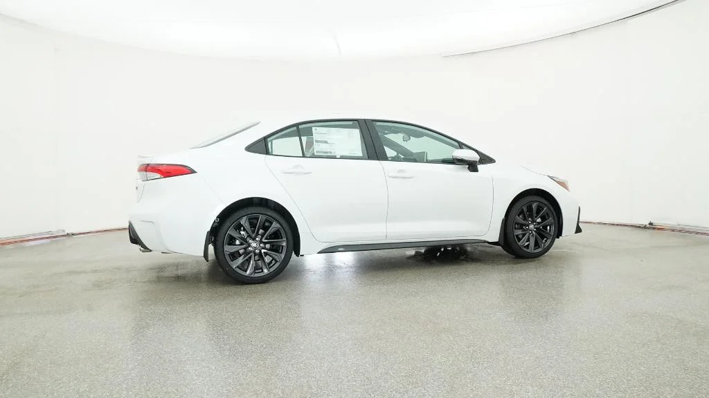 New 2026 Wind Chill Pearl Toyota SE image 3