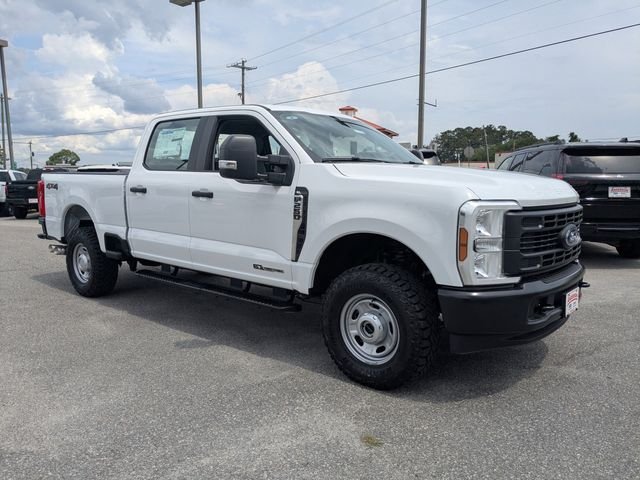 New 2026 Oxford White Ford F-250® XL image 2